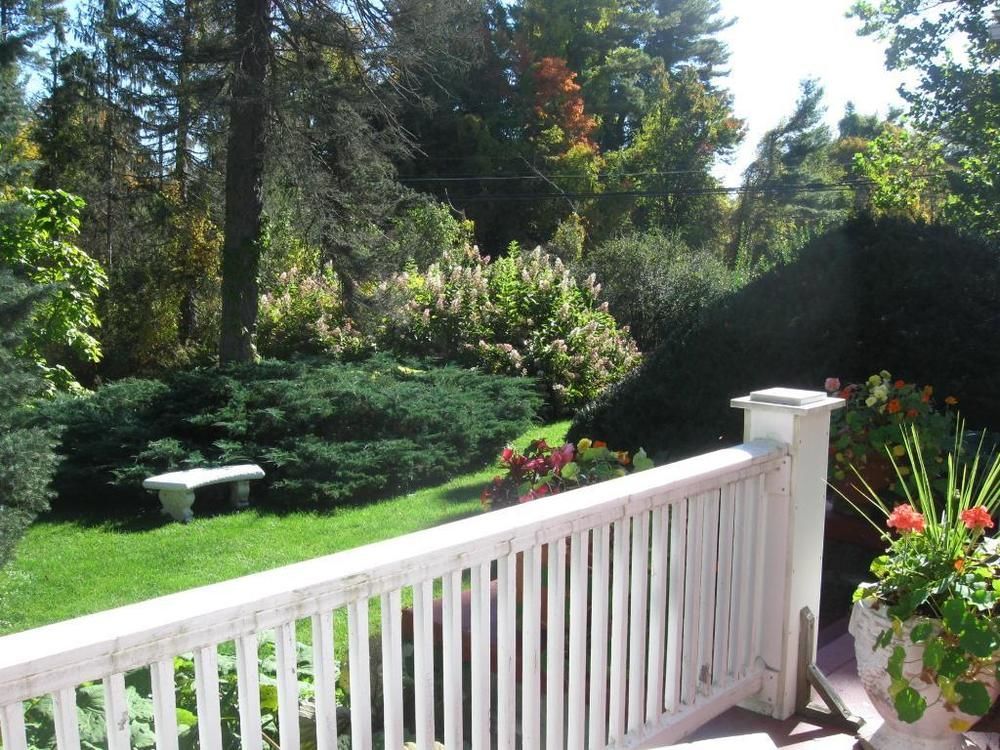 Windflower Inn Great Barrington Exterior photo